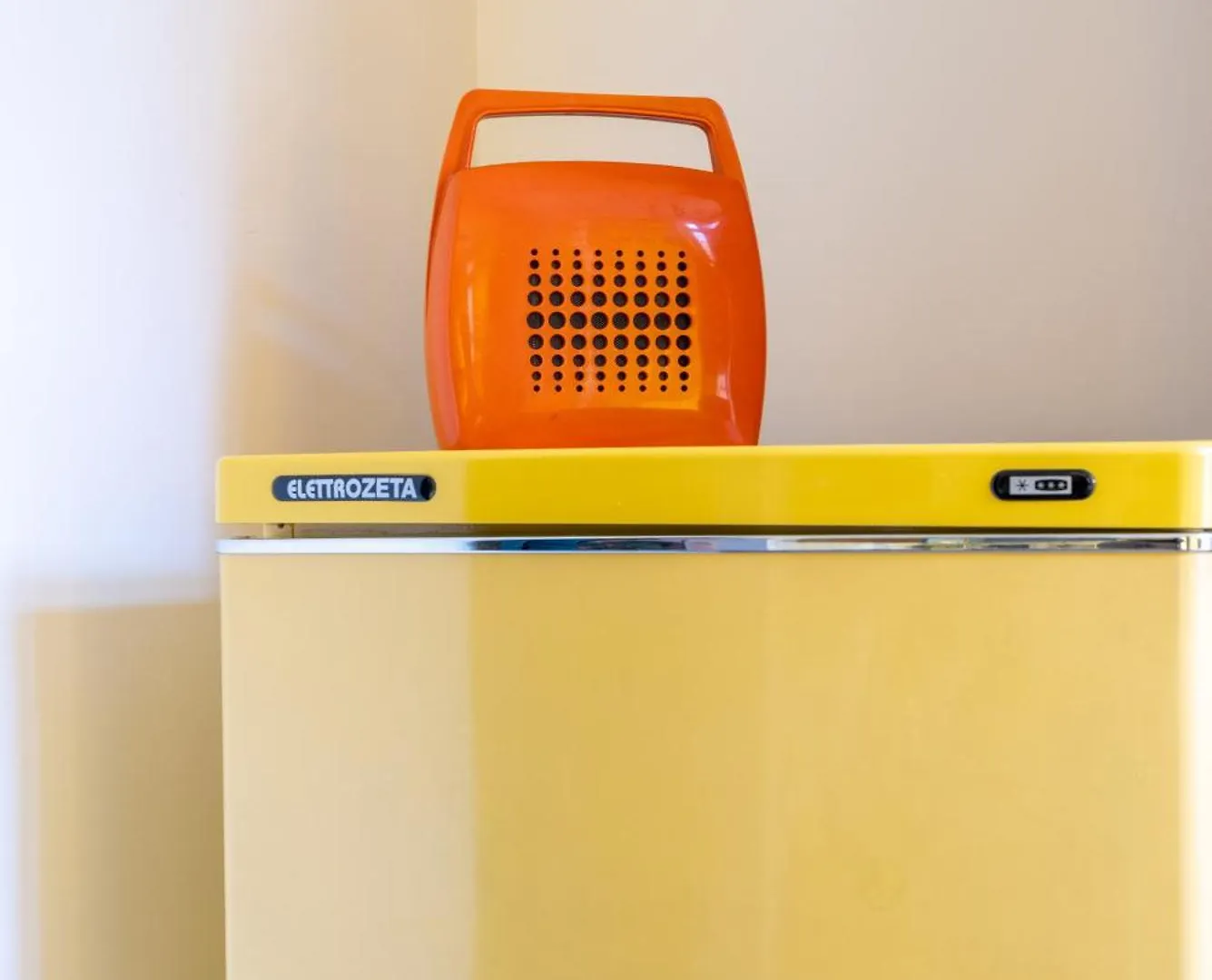 Stracult House Suggestive And Vintage-Pop Apartment Rome