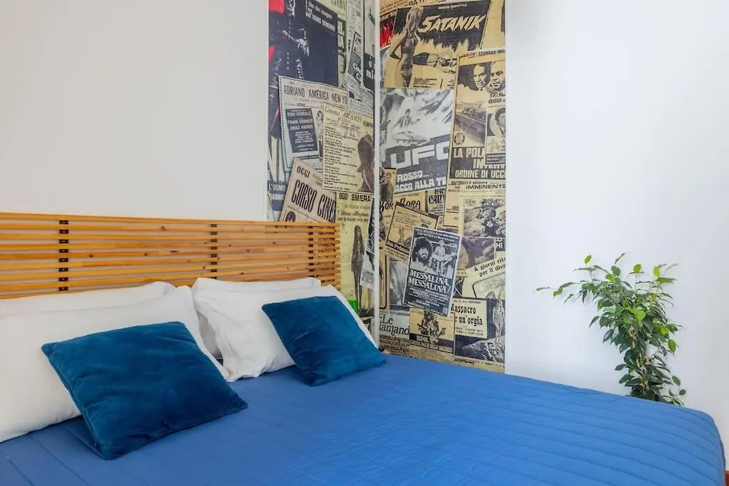 Stracult House Suggestive And Vintage-Pop Apartment Rome
