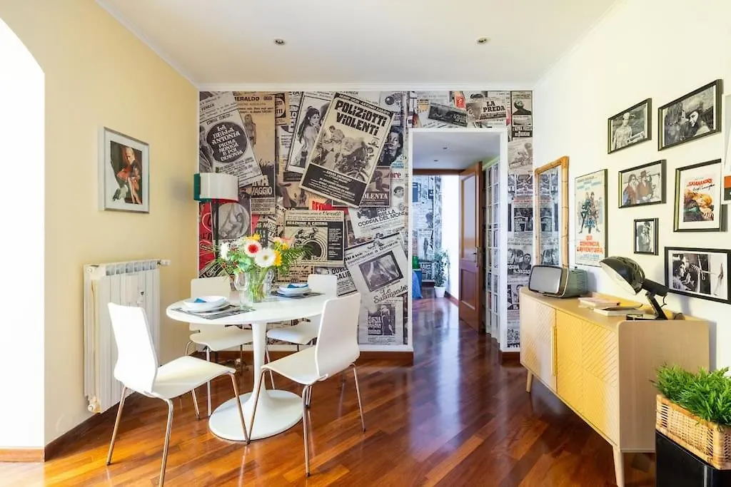 Stracult House Suggestive And Vintage-Pop Apartment Rome