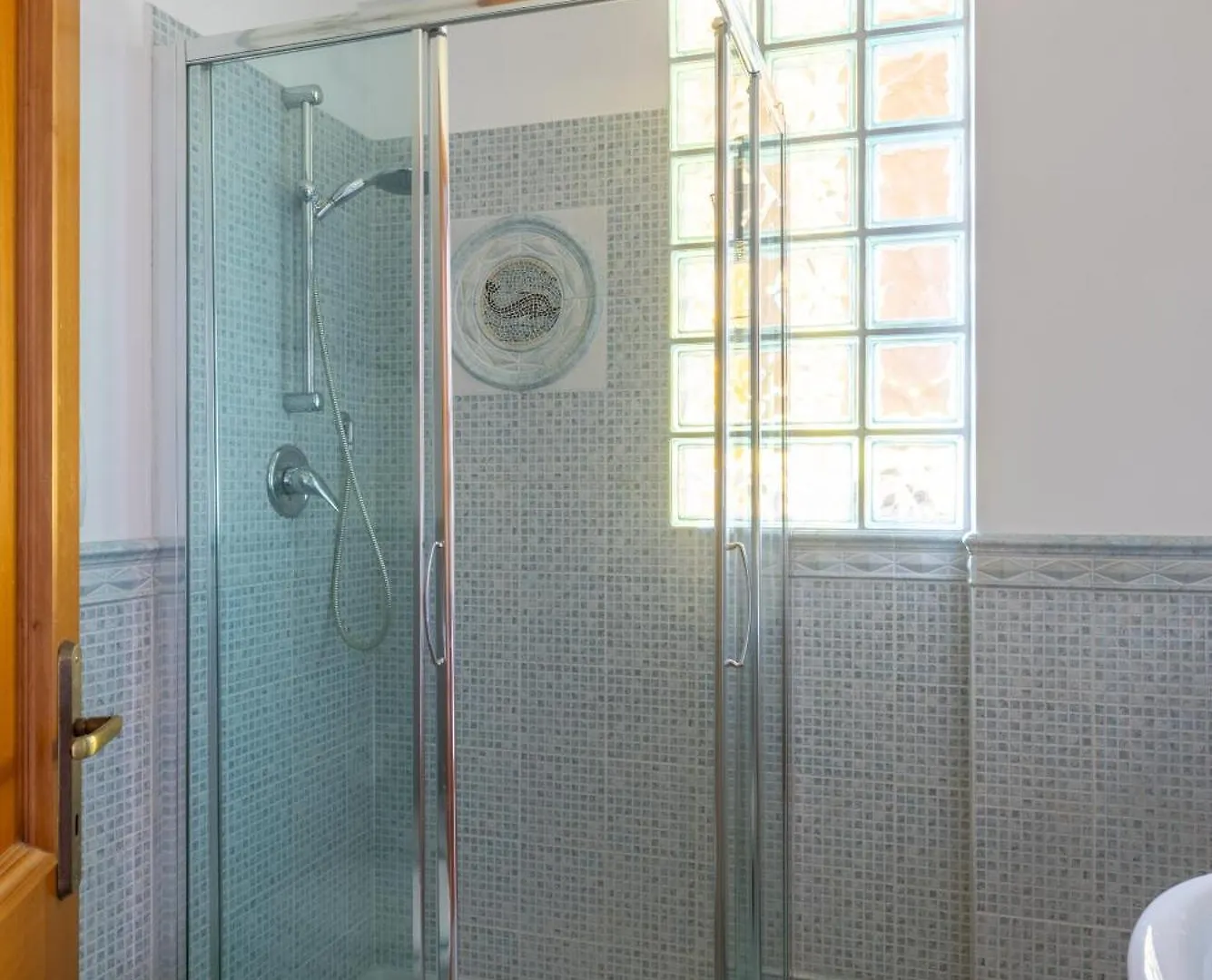 Stracult House Suggestive And Vintage-Pop Apartment Rome Italy