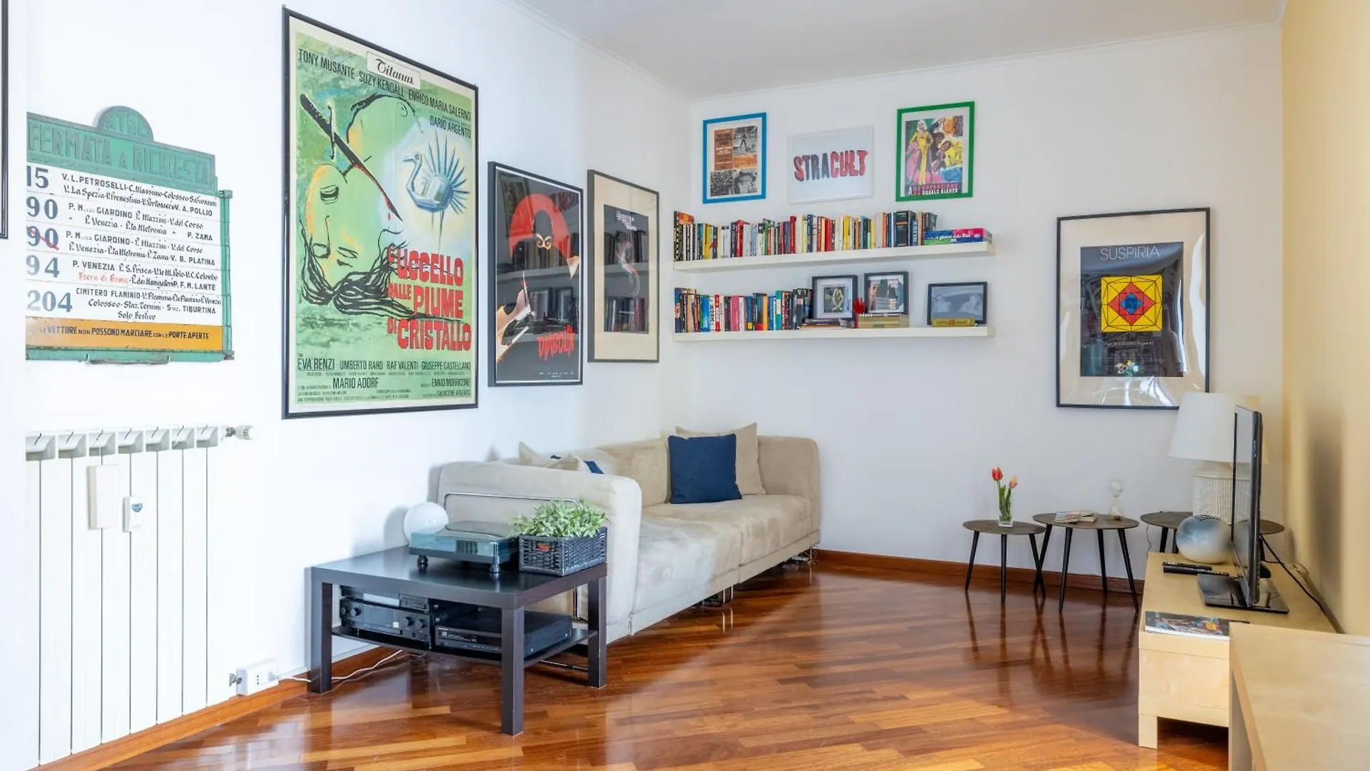 Stracult House Suggestive And Vintage-Pop Apartment Rome